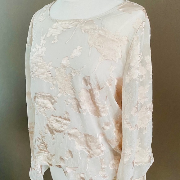 Soft Pink ALFANI Layered Top Size M - Picture 2 of 4